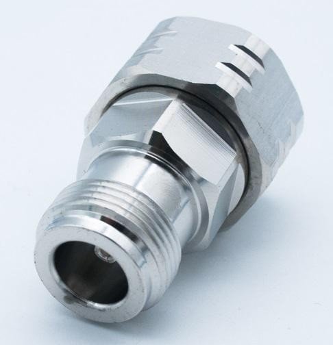 Adaptateur N Femelle vers 4.3-10 Mâle