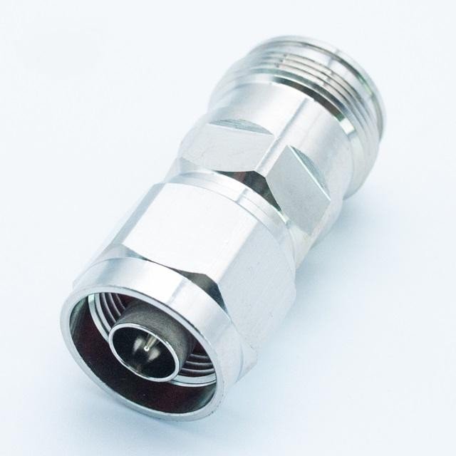Adaptateur N Mâle vers 4.3-10 Femelle